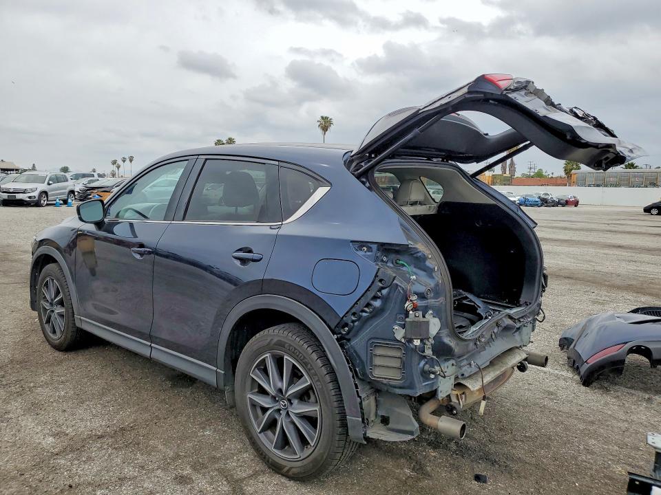 Продажа на аукционе авто 2017 Mazda Cx-5, vin: JM3KFADL8H0131486, номер лота: 47938776