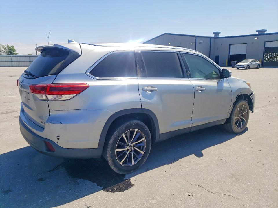 Aukcja sprzedaży 2019 Toyota Highlander, vin: 5TDKZRFH0KS560892, numer aukcji: 47346366