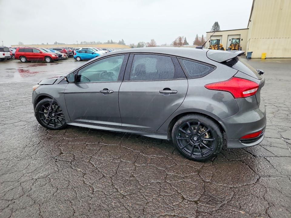 2018 Ford Focus მანქანა იყიდება აუქციონზე, vin: 1FADP3L97JL260085, აუქციონის ნომერი: 47412596