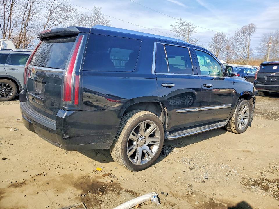 45986206 :رقم المزاد ، 1GYS4BKJ2GR355251 vin ، 2016 Cadillac Escalade مزاد بيع