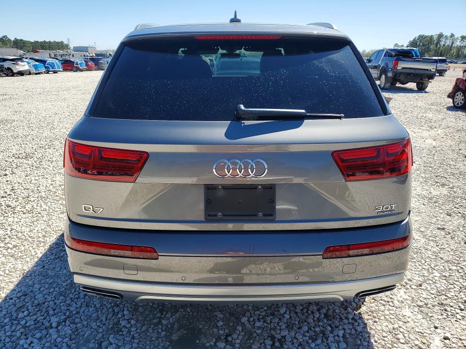 Продаж на аукціоні авто 2017 Audi Q7, vin: WA1LAAF7XHD045577, номер лоту: 45741206