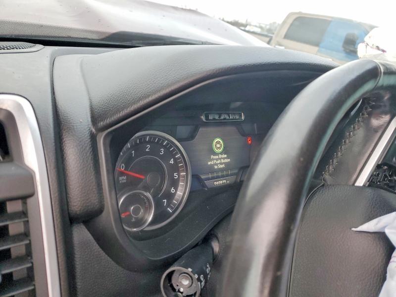 46923616 :رقم المزاد ، 1C6SRFFT9KN565511 vin ، 2019 Ram 1500 مزاد بيع