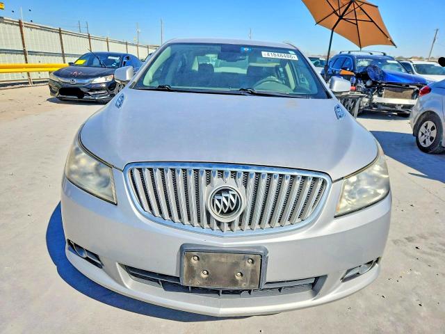 41848486 :رقم المزاد ، 1G4GD5E30CF353189 vin ، 2012 Buick Lacrosse مزاد بيع