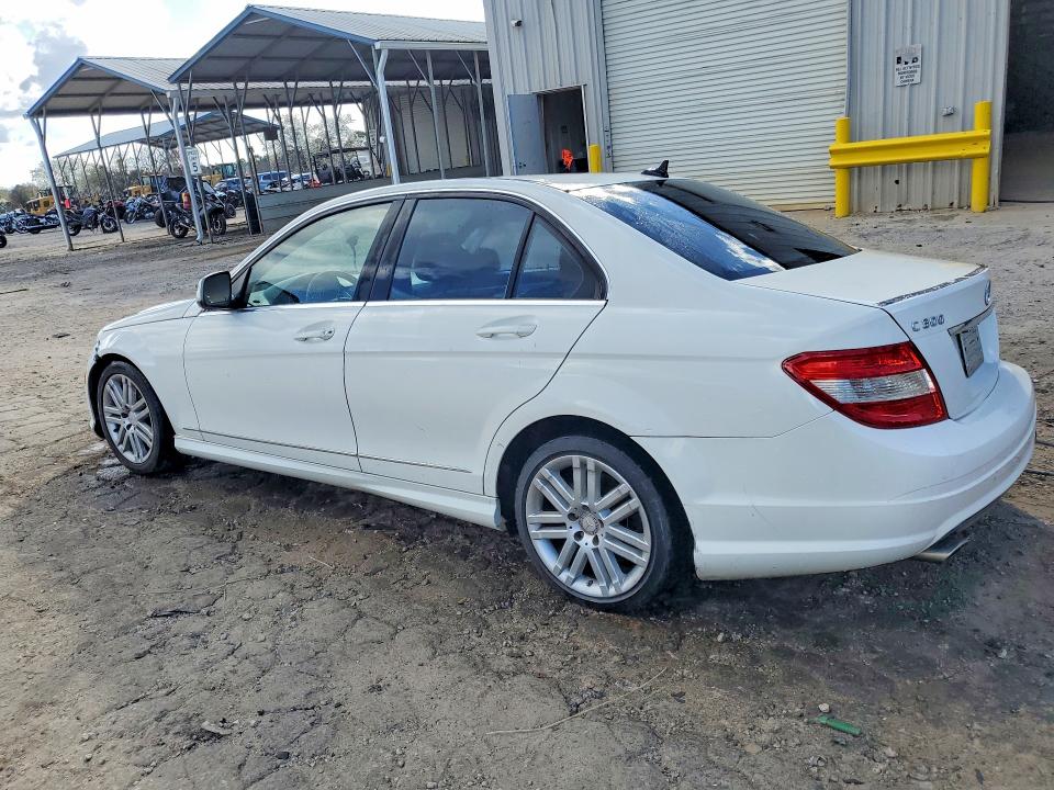 Продажа на аукционе авто 2009 Mercedes-benz C, vin: WDDGF81XX9R063290, номер лота: 77347215