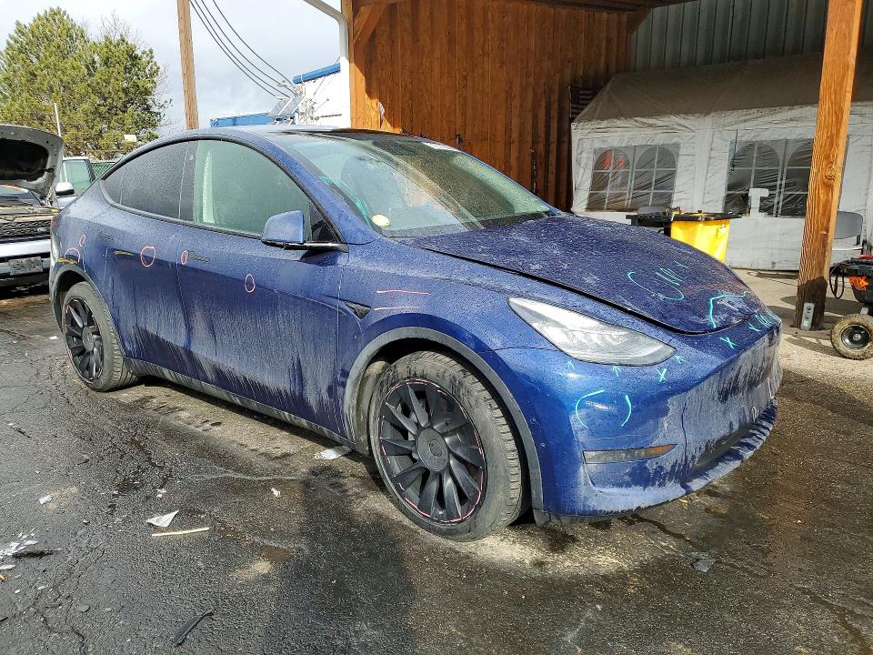 79301325 :رقم المزاد ، 7SAYGDEE3NF378528 vin ، 2022 Tesla Model Y مزاد بيع