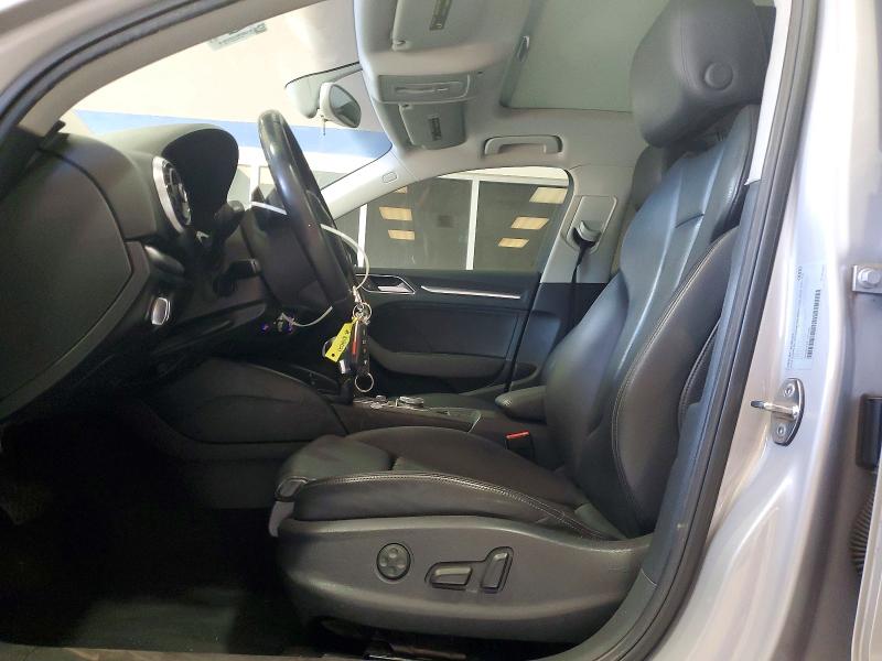 Продажа на аукционе авто 2015 Audi A3, vin: WAUEFGFF8F1010980, номер лота: 45684396
