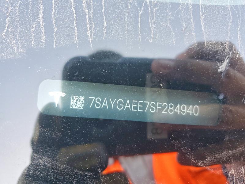 45613086 :رقم المزاد ، 7SAYGAEE7SF284940 vin ، 2025 Tesla Model Y مزاد بيع