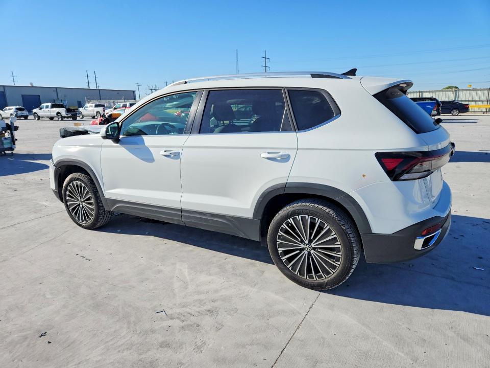 Продажа на аукционе авто 2025 Volkswagen Taos, vin: 3VVSC7B23SM062310, номер лота: 46679026