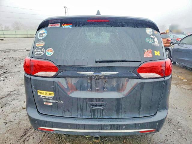 2018 Chrysler Pacifica მანქანა იყიდება აუქციონზე, vin: 2C4RC1FG1JR122933, აუქციონის ნომერი: 79780375