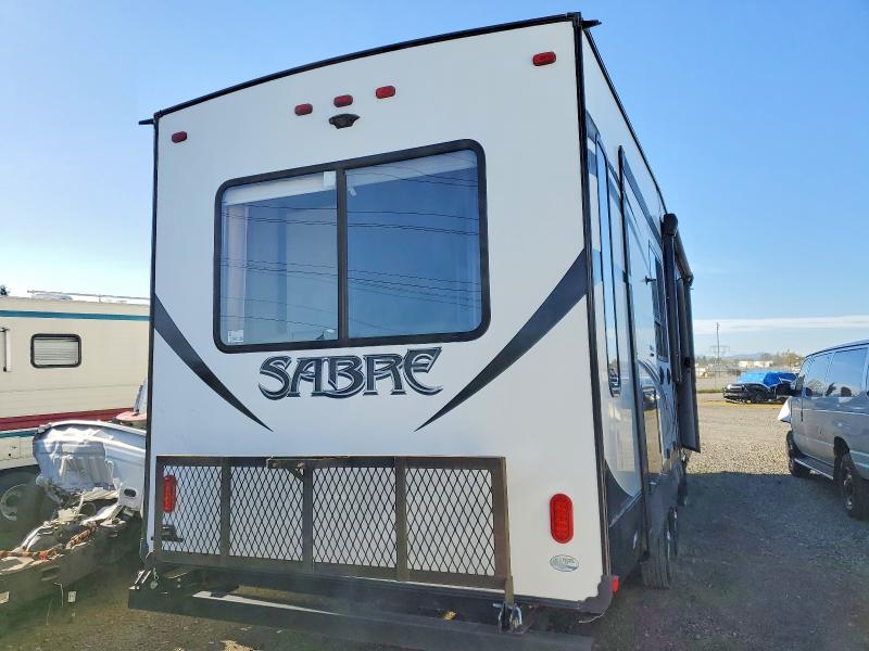 52206636 :رقم المزاد ، 4X4FSRF24H3012125 vin ، 2017 Foresriver 5th Wheel مزاد بيع