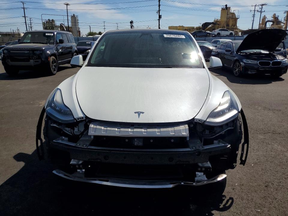 2021 Tesla Model Y მანქანა იყიდება აუქციონზე, vin: 5YJYGDED7MF130284, აუქციონის ნომერი: 79276285