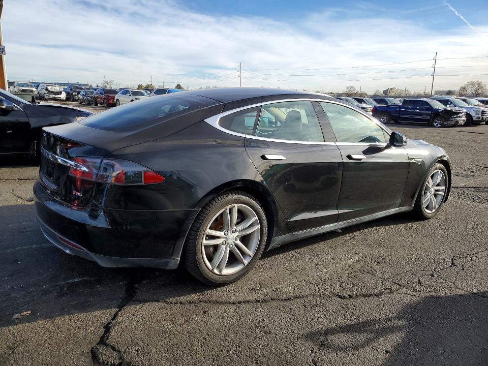 Aukcja sprzedaży 2013 Tesla Model S, vin: 5YJSA1CN1DFP16187, numer aukcji: 46701226
