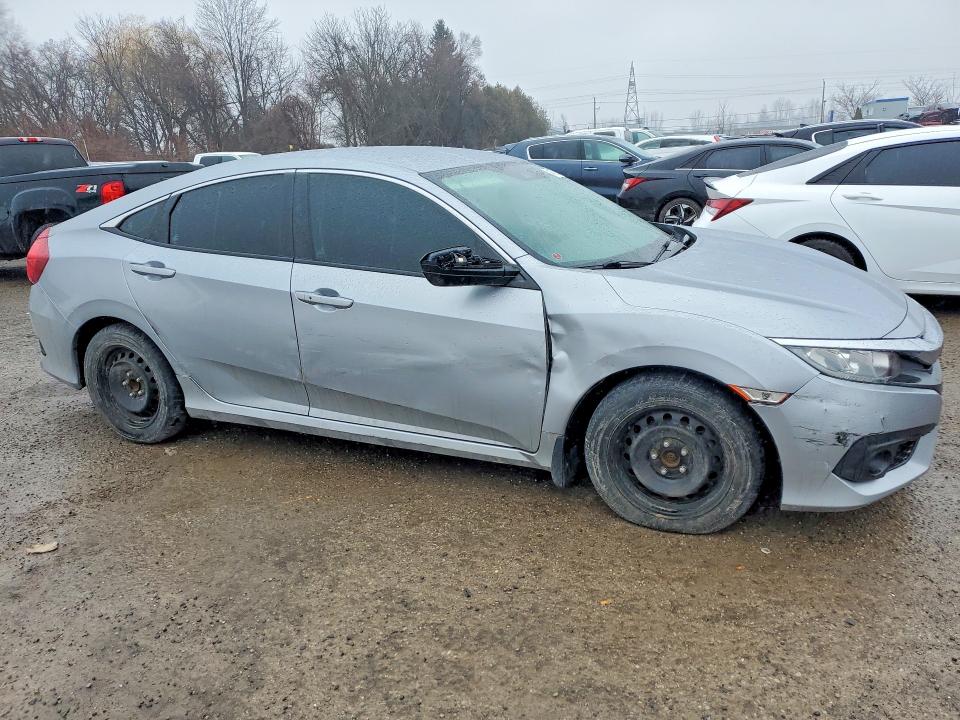 41725046 :رقم المزاد ، 2HGFC2F66JH030465 vin ، 2018 Honda Civic مزاد بيع