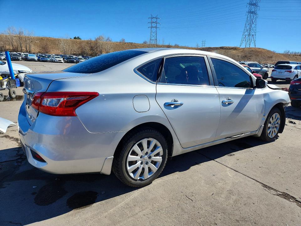 Продажа на аукционе авто 2019 Nissan Sentra, vin: 3N1AB7AP4KY426627, номер лота: 79634445