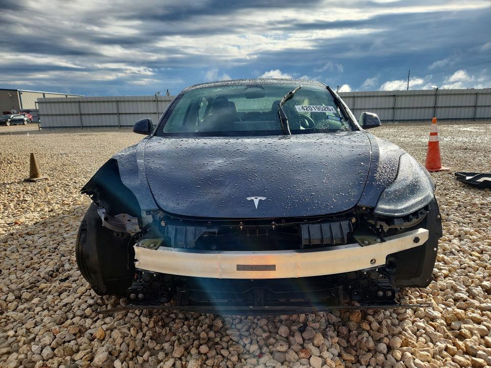 2023 Tesla Model 3 მანქანა იყიდება აუქციონზე, vin: 5YJ3E1EA7PF614237, აუქციონის ნომერი: 42019526