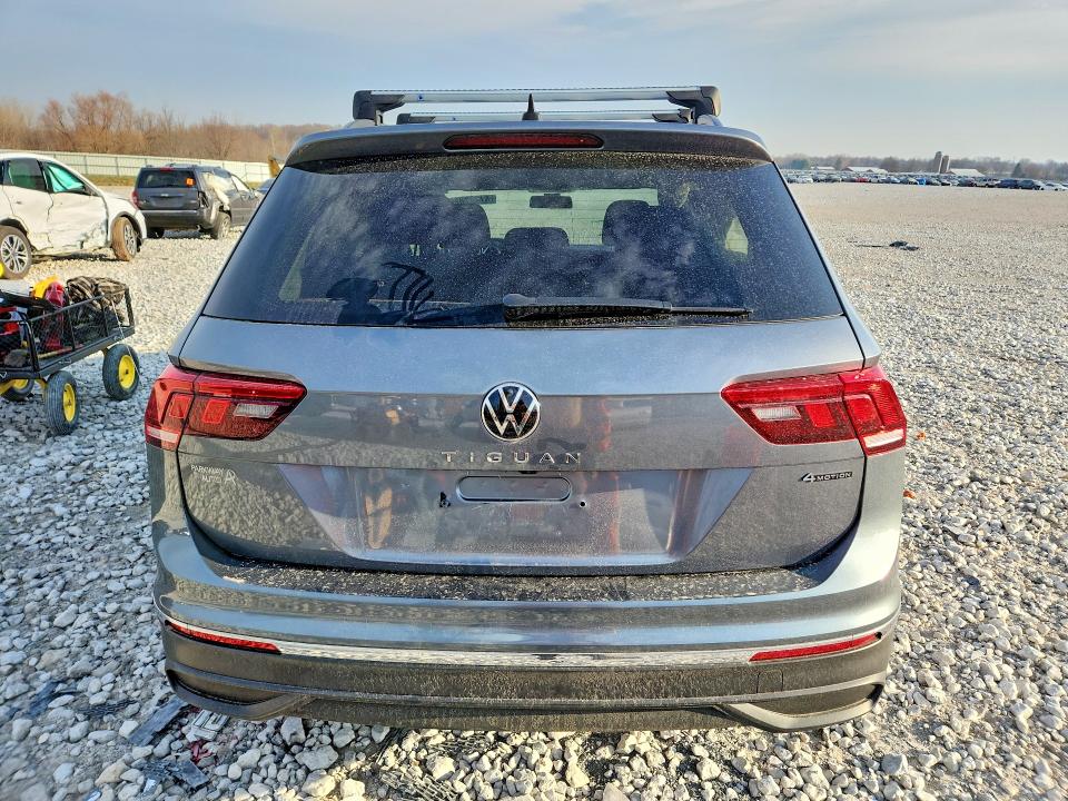Продажа на аукционе авто 2022 Volkswagen Tiguan, vin: 3VV0B7AX1NM082826, номер лота: 47282346
