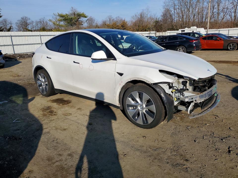 Продаж на аукціоні авто 2021 Tesla Model Y, vin: 5YJYGAEE0MF145541, номер лоту: 45443836