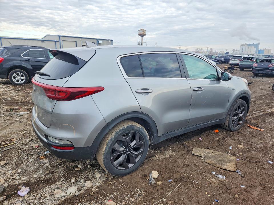 Продажа на аукционе авто 2022 Kia Sportage, vin: KNDPMCAC8N7965006, номер лота: 47011526