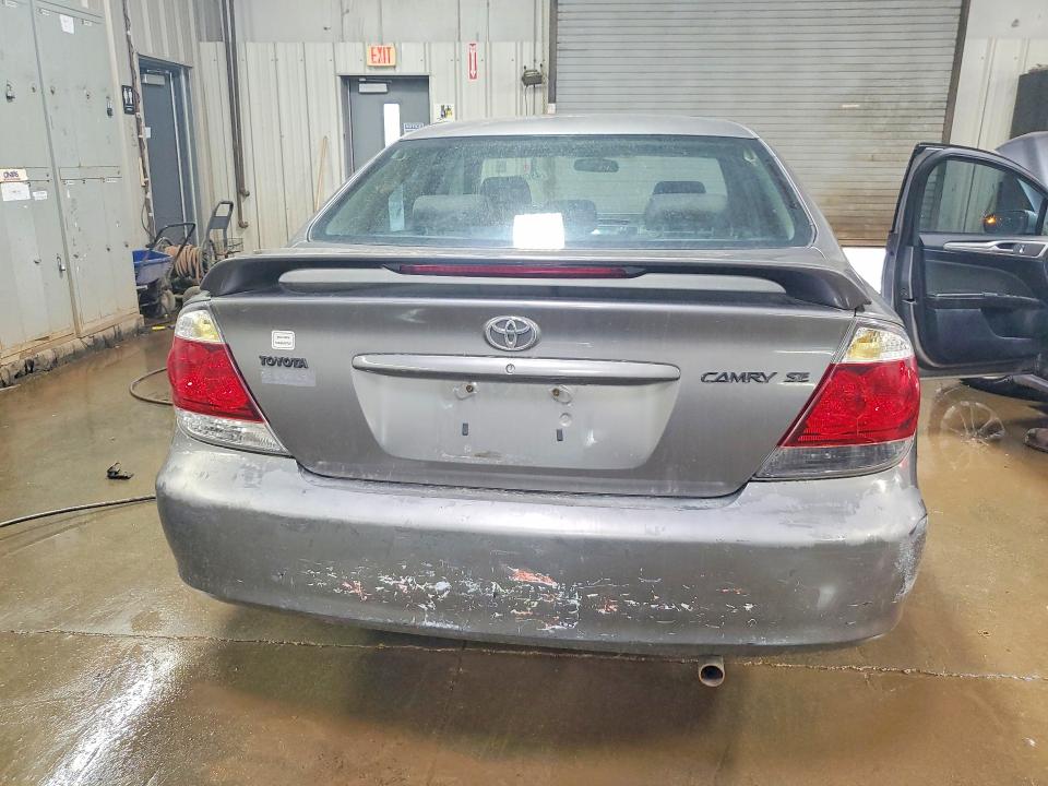 48096556 :رقم المزاد ، 4T1BE32K05U608462 vin ، 2005 Toyota Camry مزاد بيع