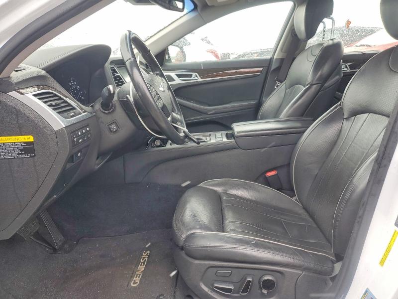 45665916 :رقم المزاد ، KMHGN4JE7FU036525 vin ، 2015 Hyundai Genesis مزاد بيع