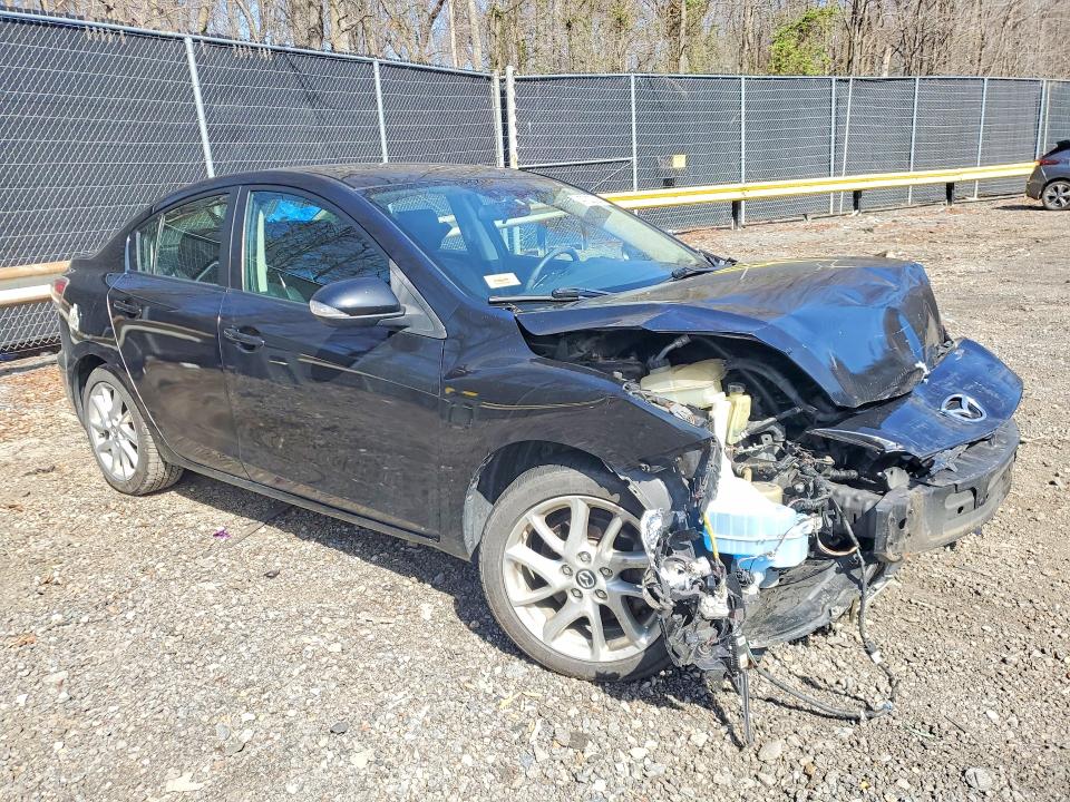 47327386 :رقم المزاد ، JM1BL1W96D1720835 vin ، 2013 Mazda 3 مزاد بيع