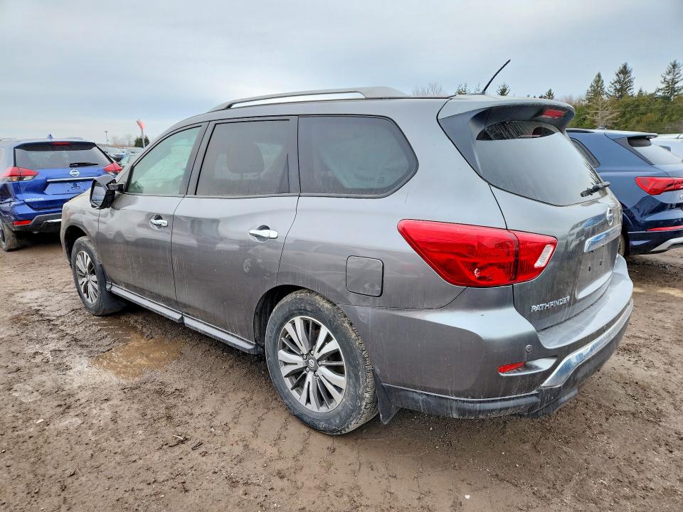 46408976 :رقم المزاد ، 5N1DR2MM6HC667399 vin ، 2017 Nissan Pathfinder مزاد بيع