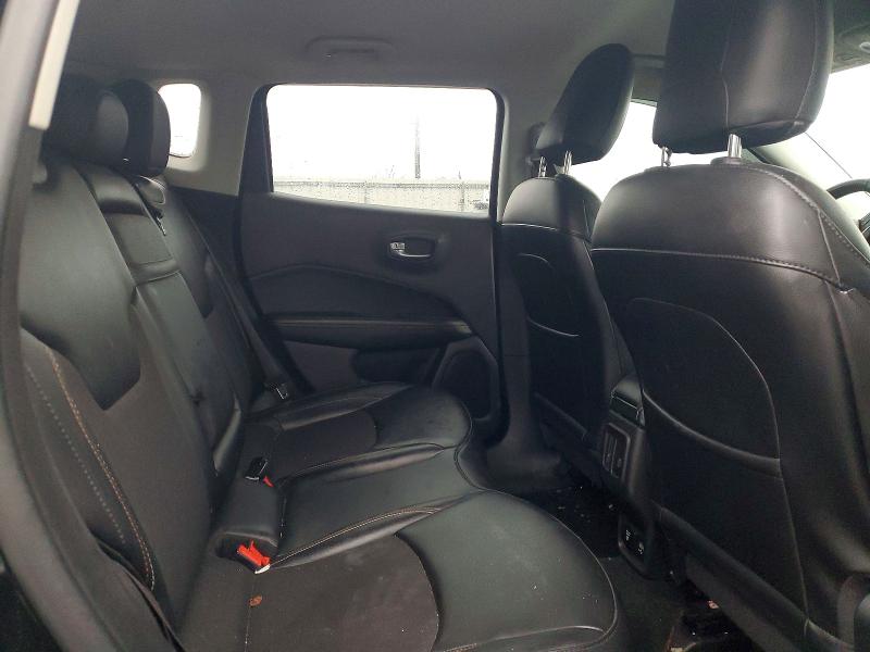 41731236 :رقم المزاد ، 3C4NJDBB8KT792509 vin ، 2019 Jeep Compass مزاد بيع