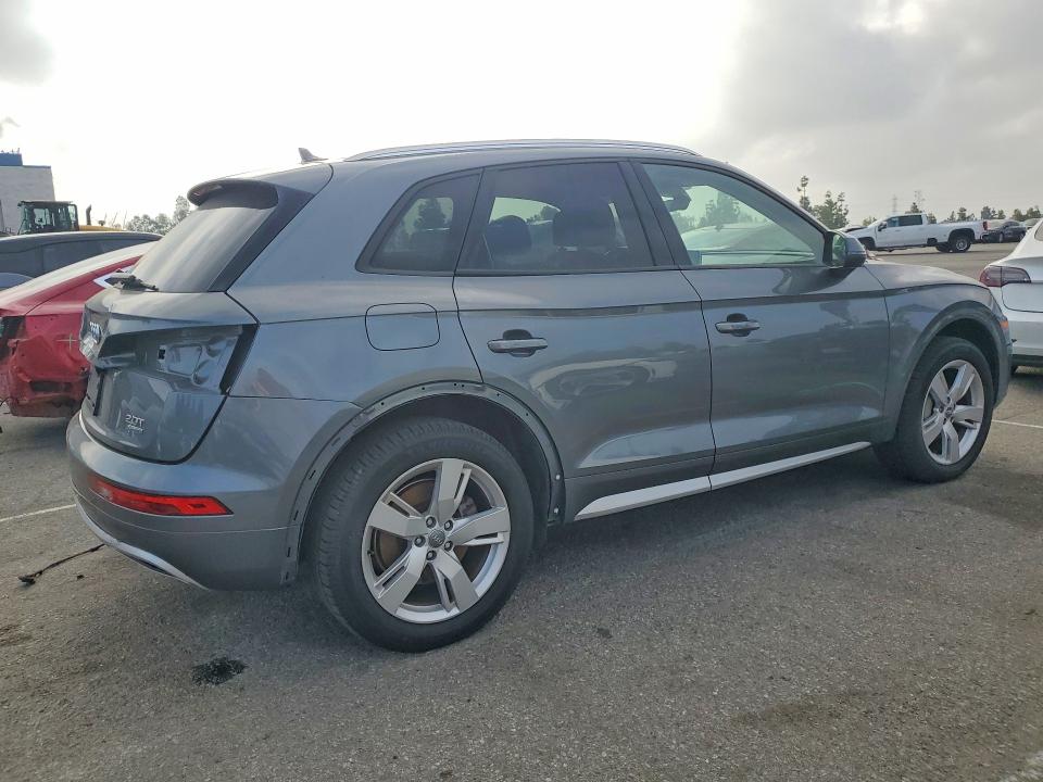 Продажа на аукционе авто 2018 Audi Q5, vin: WA1ANAFY6J2013375, номер лота: 41770476