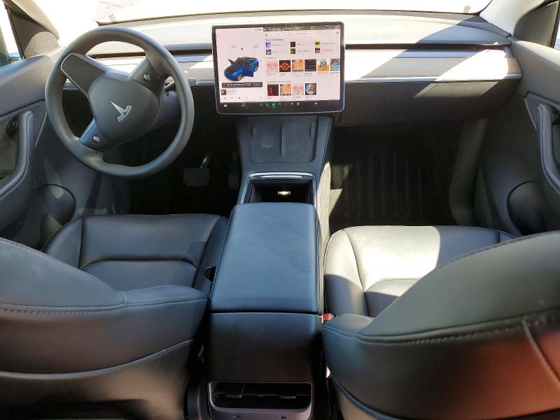 47233896 :رقم المزاد ، 5YJYGDEE1MF172815 vin ، 2021 Tesla Model Y مزاد بيع