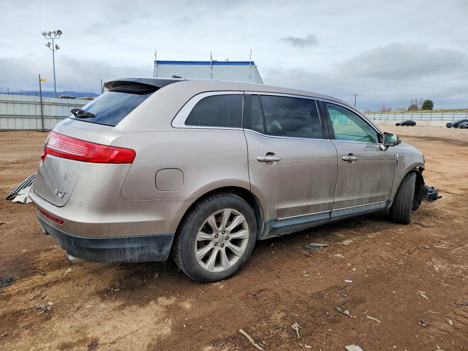 47254256 :رقم المزاد ، 2LMHJ5AT2JBL02167 vin ، 2018 Lincoln Mkt مزاد بيع