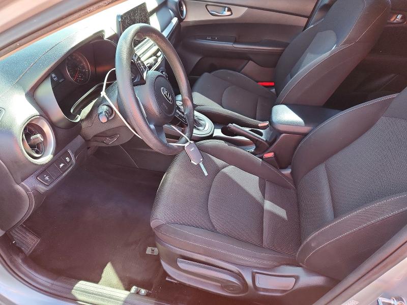 47215816 :رقم المزاد ، 3KPF24AD7ME386653 vin ، 2021 Kia Forte مزاد بيع