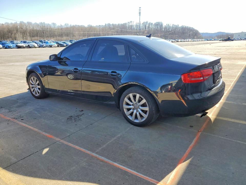 Продажа на аукционе авто 2014 Audi A4, vin: WAUBFAFLXEN000853, номер лота: 41914496