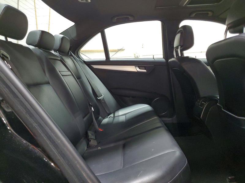 Продаж на аукціоні авто 2013 Mercedes-benz C, vin: WDDGF8AB0DR297435, номер лоту: 45465436