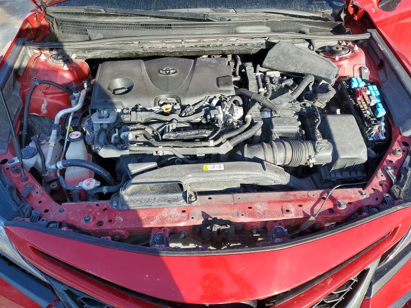 79174225 :رقم المزاد ، 4T1K31AK3MU022316 vin ، 2021 Toyota Camry Hybrid مزاد بيع