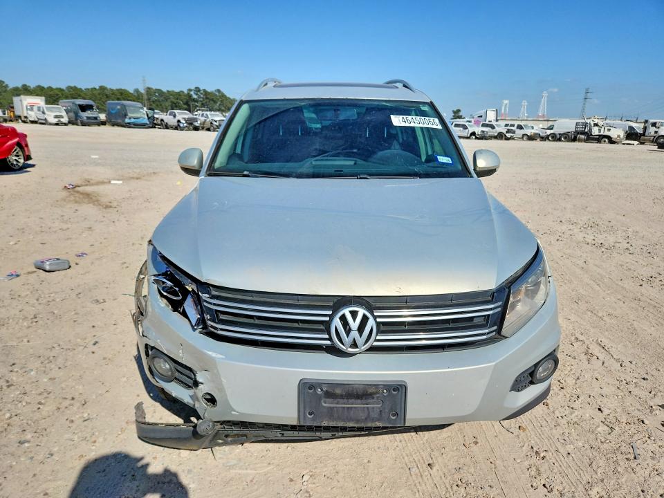 46450066 :رقم المزاد ، WVGBV3AX2EW508476 vin ، 2014 Volkswagen Tiguan مزاد بيع