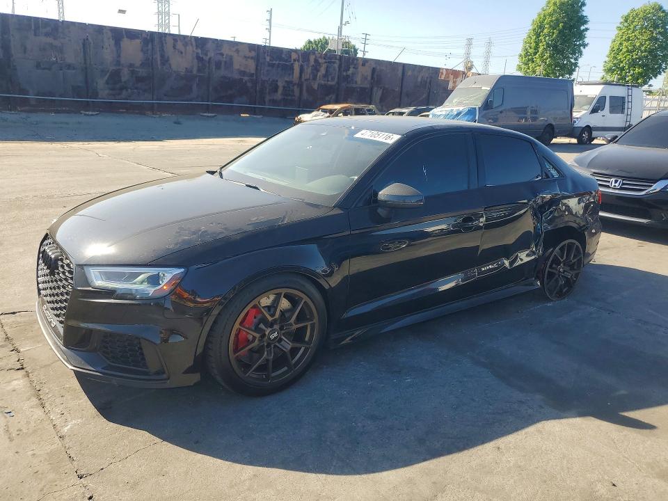 47105116 :رقم المزاد ، WUABWGFF4LA903300 vin ، 2020 Audi Rs3 مزاد بيع