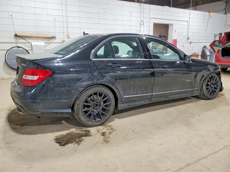 Продаж на аукціоні авто 2013 Mercedes-benz C, vin: WDDGF8AB0DR297435, номер лоту: 45465436
