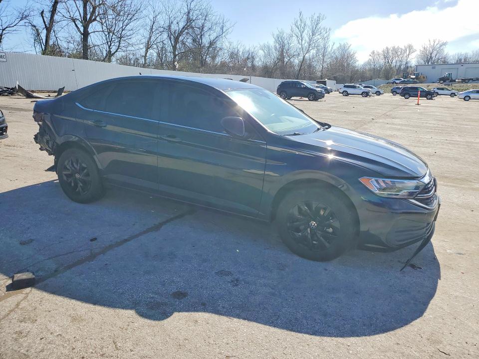 41672976 :رقم المزاد ، 3VW5M7BU1RM093881 vin ، 2024 Volkswagen Jetta مزاد بيع