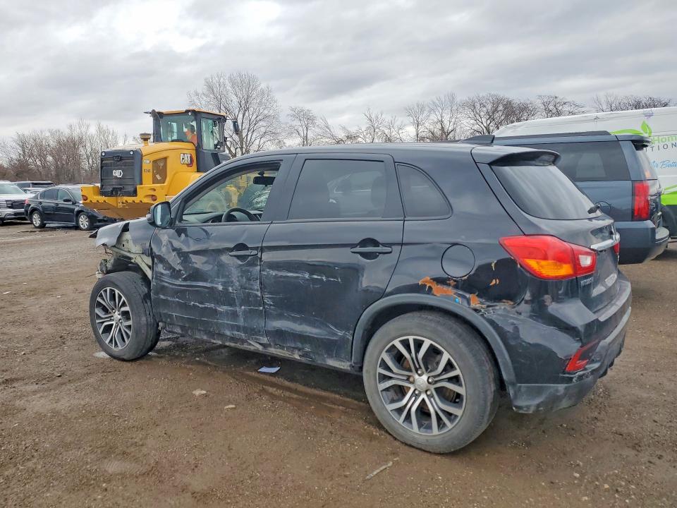 Продаж на аукціоні авто 2018 Mitsubishi Outlander Sport, vin: JA4AR3AU4JZ030011, номер лоту: 41745996