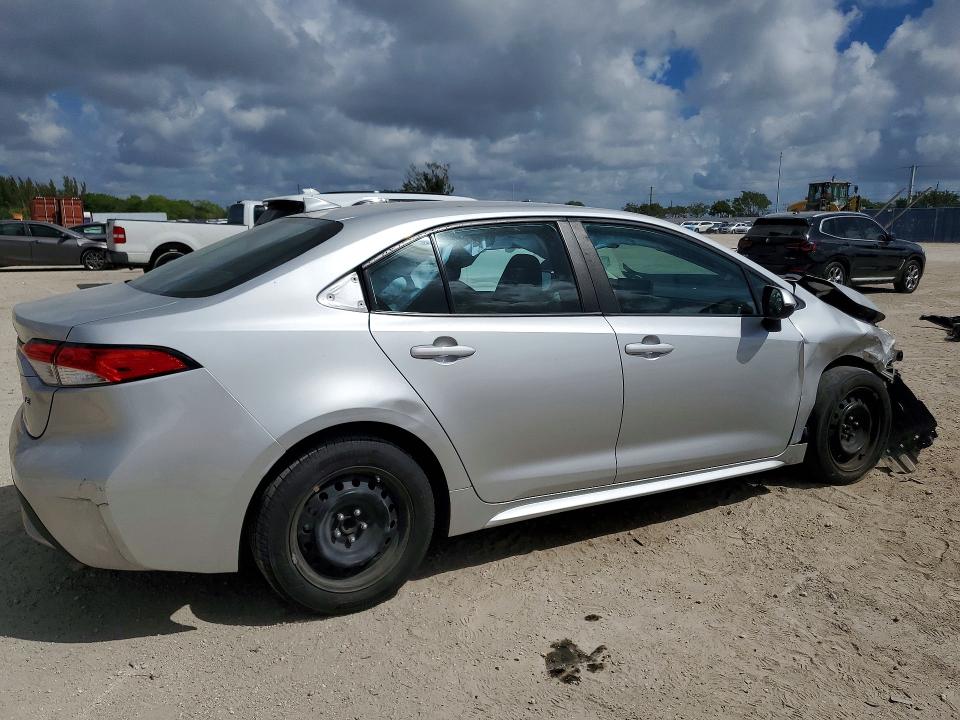 41882096 :رقم المزاد ، 5YFEPMAE4NP338632 vin ، 2022 Toyota Corolla مزاد بيع