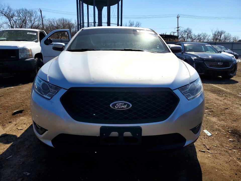 2018 Ford Taurus მანქანა იყიდება აუქციონზე, vin: 1FAHP2H85JG117401, აუქციონის ნომერი: 46997426