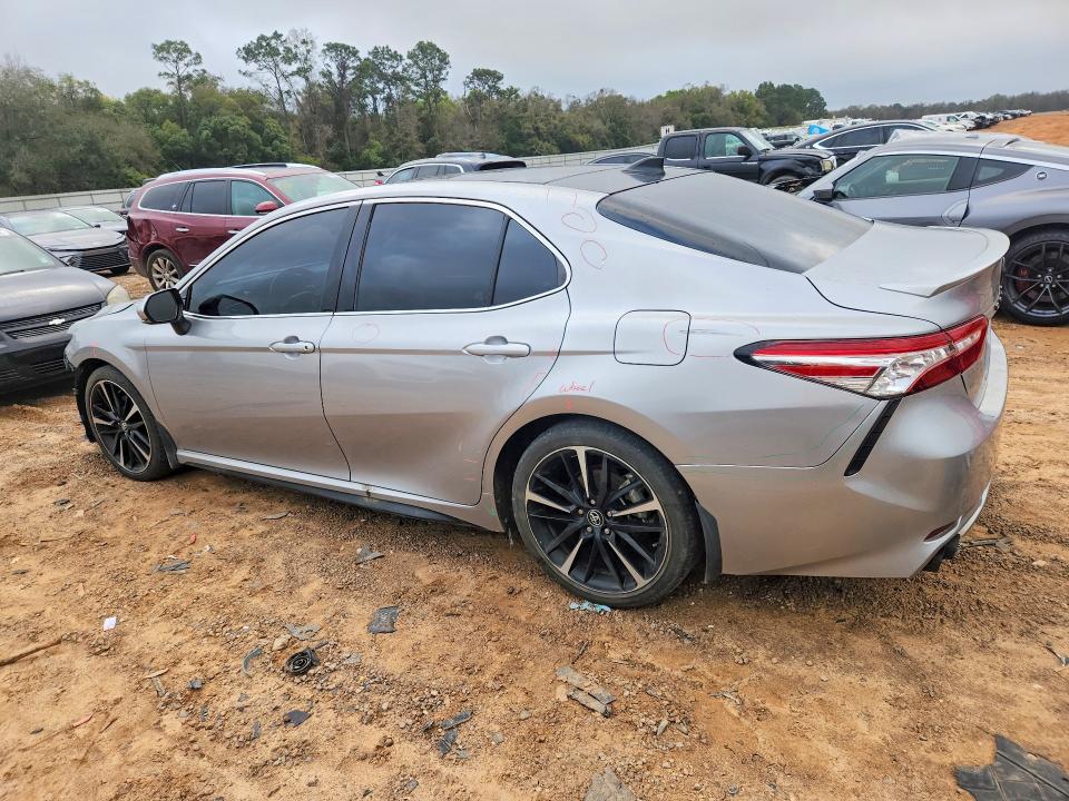 41960966 :رقم المزاد ، 4T1K61AK0LU943396 vin ، 2020 Toyota Camry مزاد بيع
