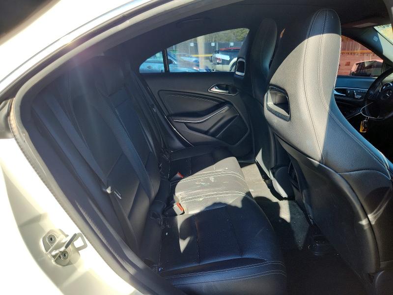45515906 :رقم المزاد ، WDDSJ4GB0JN576847 vin ، 2018 Mercedes-benz Cla مزاد بيع