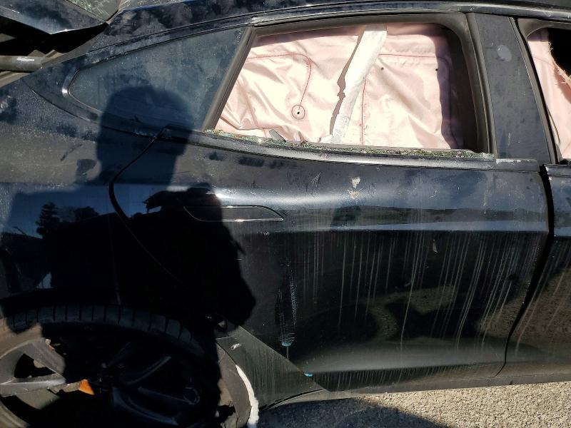 79994145 :رقم المزاد ، 5YJSA1E69NF460243 vin ، 2022 Tesla Model S مزاد بيع