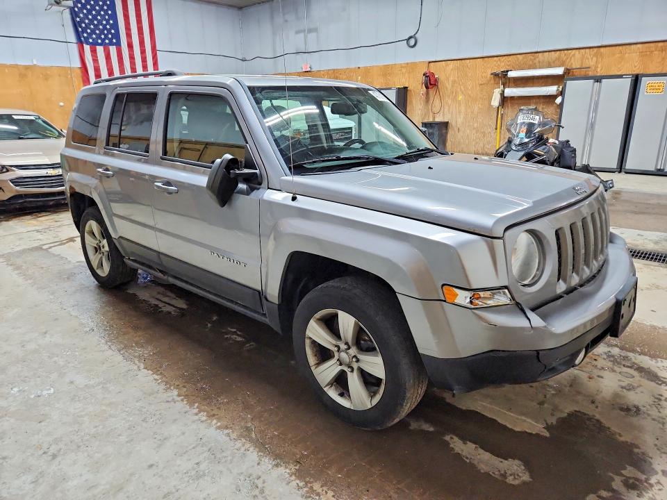 47731926 :رقم المزاد ، 1C4NJRFB5GD542049 vin ، 2016 Jeep Patriot مزاد بيع