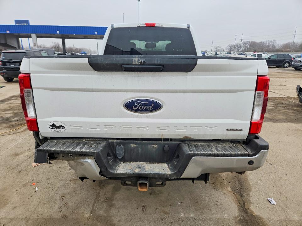 79722845 :رقم المزاد ، 1FT7W2B64JEB74684 vin ، 2018 Ford F250 مزاد بيع