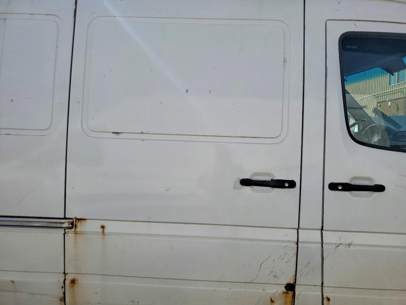 Продажа на аукционе авто 2004 Sprinter 2500 Sprin, vin: WD2PD644645680660, номер лота: 49664136