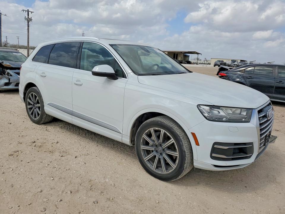 2017 Audi Q7 მანქანა იყიდება აუქციონზე, vin: WA1LAAF71HD016162, აუქციონის ნომერი: 41714376