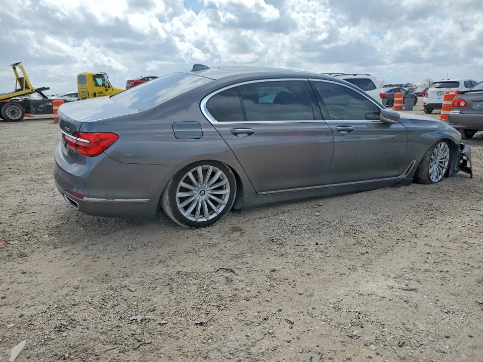 2017 Bmw 740 მანქანა იყიდება აუქციონზე, vin: WBA7E2C5XHG740075, აუქციონის ნომერი: 79492055