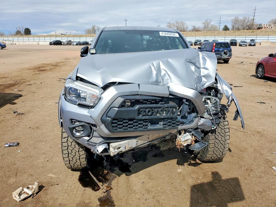 41649256 :رقم المزاد ، 3TMGZ5AN4HM071609 vin ، 2017 Toyota Tacoma مزاد بيع